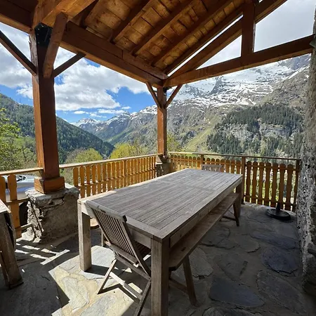 Le Franier Splendide En Montagne - 12pers
